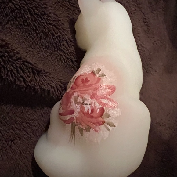 Fenton Vintage Opal Satin Hand Painted and Signed Glass Bear - Picture 8 of 8